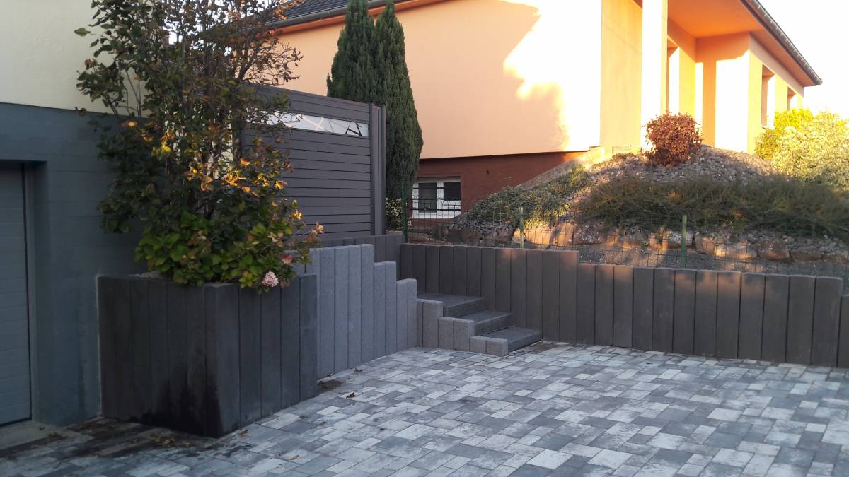 Aménagement escalier extérieur et cour à REICHSTETT Illkirch-Graffenstaden